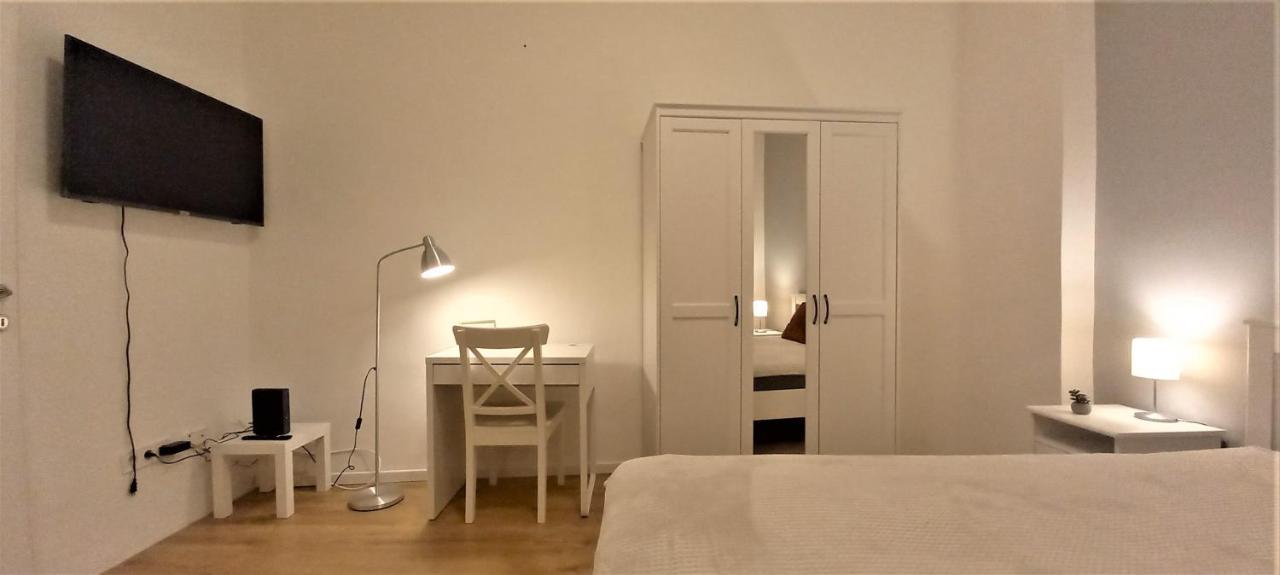 Quiet And Private Studio In The Center Lägenhet Budapest Exteriör bild