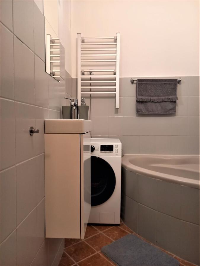 Quiet And Private Studio In The Center Lägenhet Budapest Exteriör bild